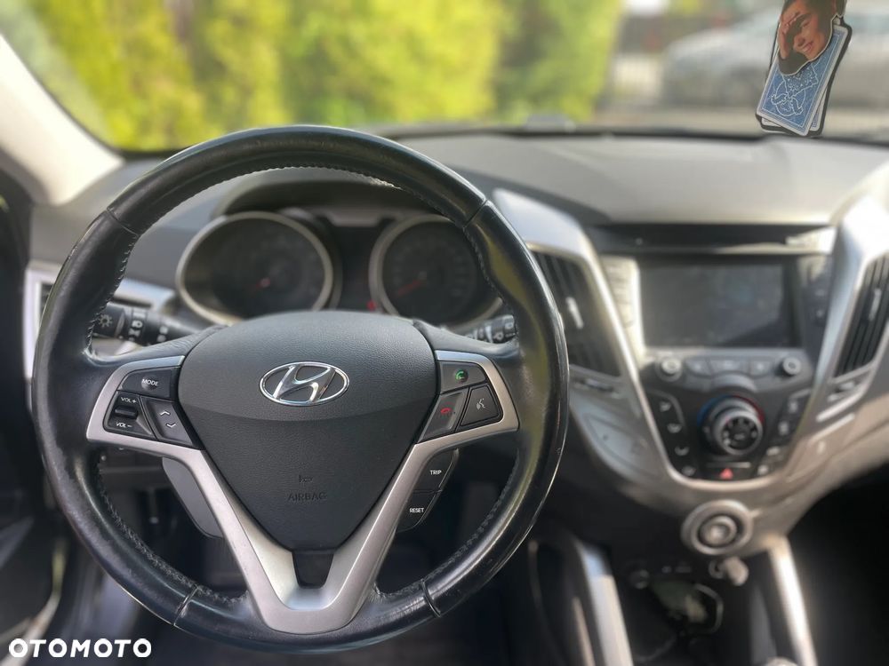Hyundai Veloster 1.6 GDI Comfort - 3