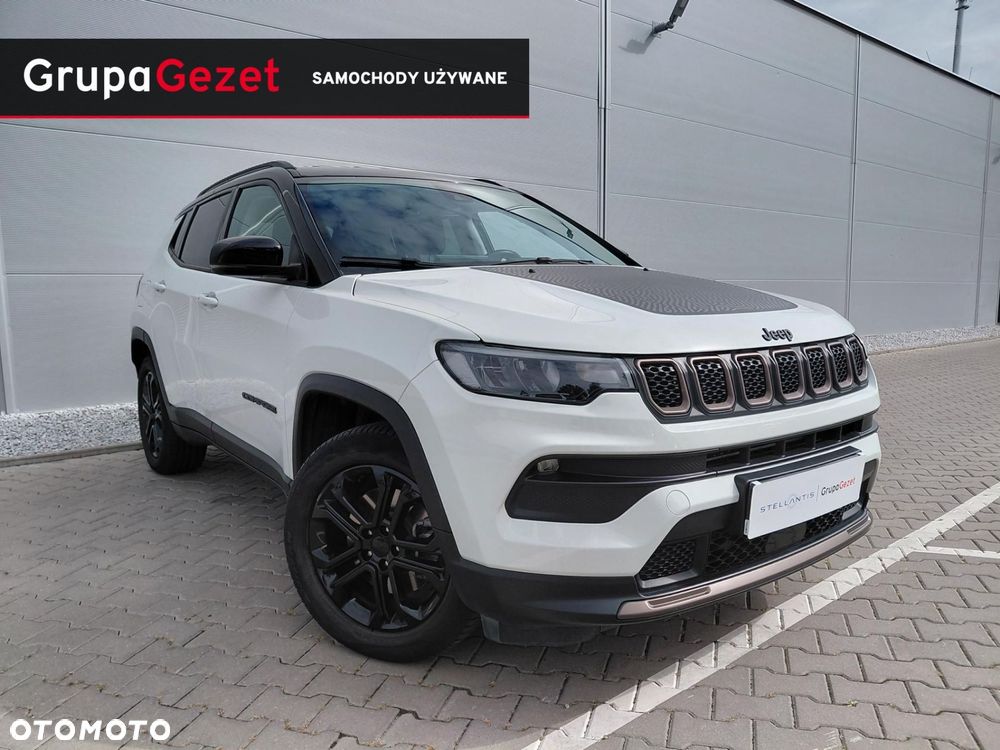 Jeep Compass - 1
