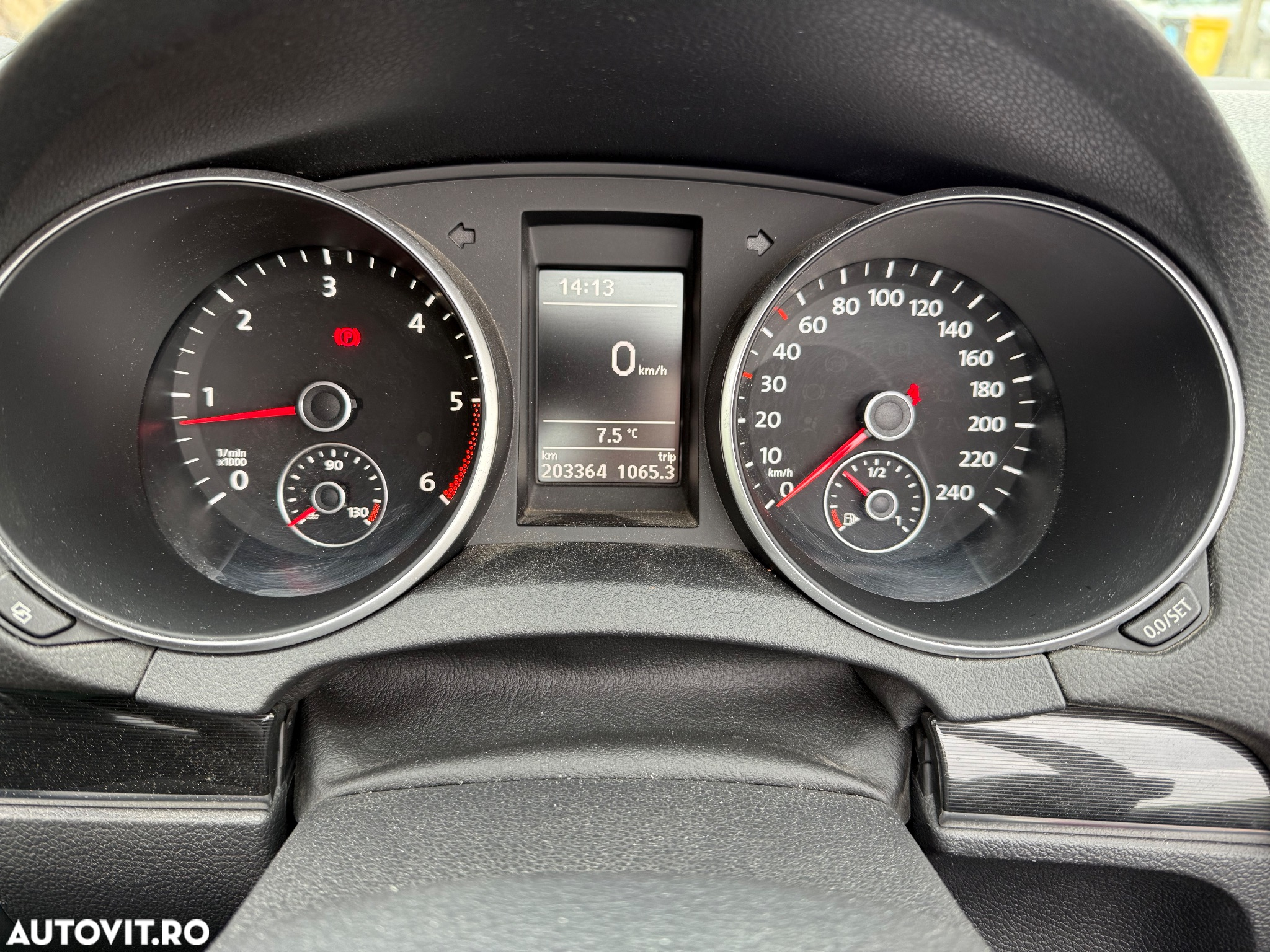 Volkswagen Golf Cabrio 1.6 TDI Exclusive - 11