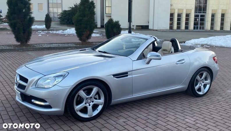 Mercedes-Benz SLK 250 CGI - 1
