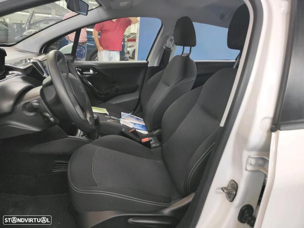 Peugeot 208 1.5 BlueHDi Active - 4