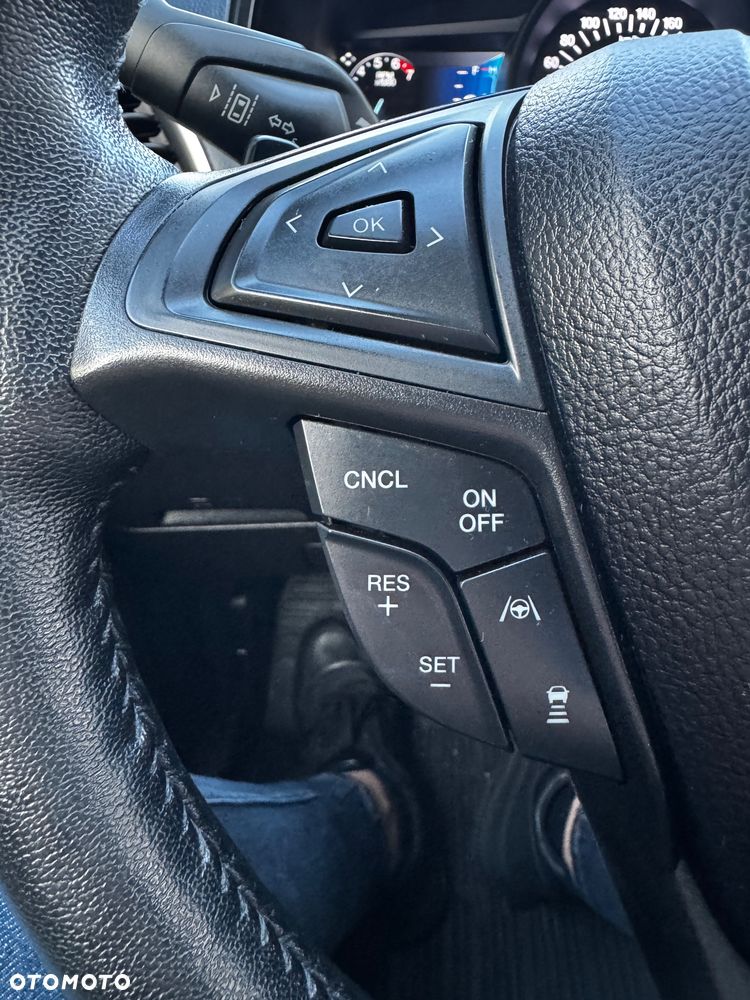 Ford Edge - 18