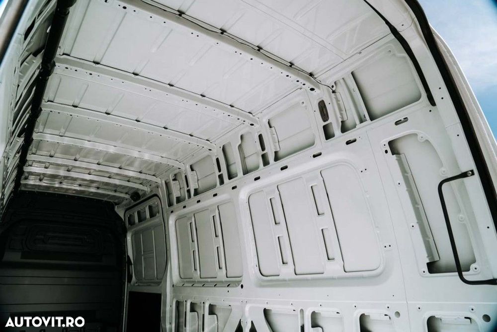 Mercedes-Benz sprinter - 13