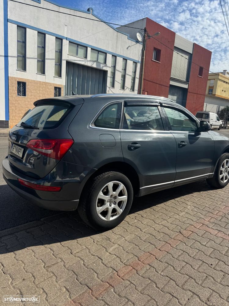 Audi Q5 2010 photo 3