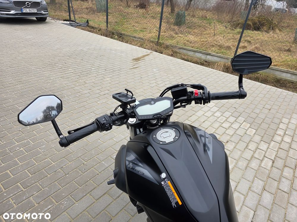 Yamaha MT - 28