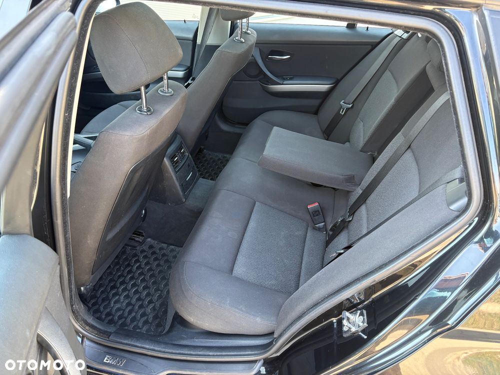 BMW Seria 3 320d DPF Blue Performance Edition Fleet Exclusive - 15