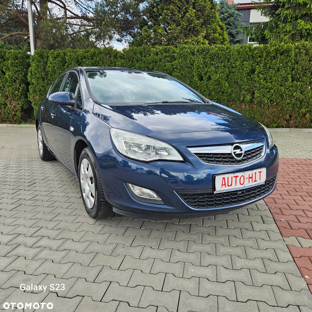 Opel Astra 1.6 Design Edition - 6