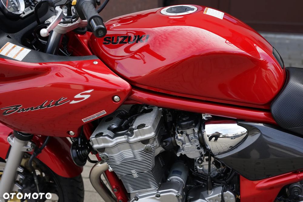 Suzuki Bandit - 30