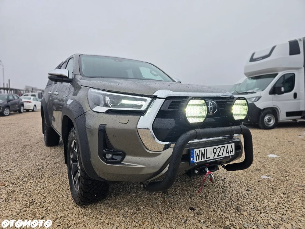 Toyota Hilux 2.8 D-4D Double Cab SR5+ 4x4 - 26