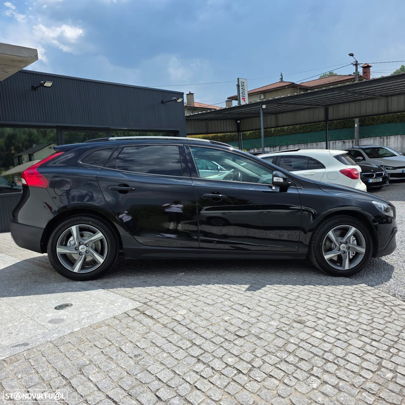 Volvo V40 Cross Country 2.0 D2 - 12