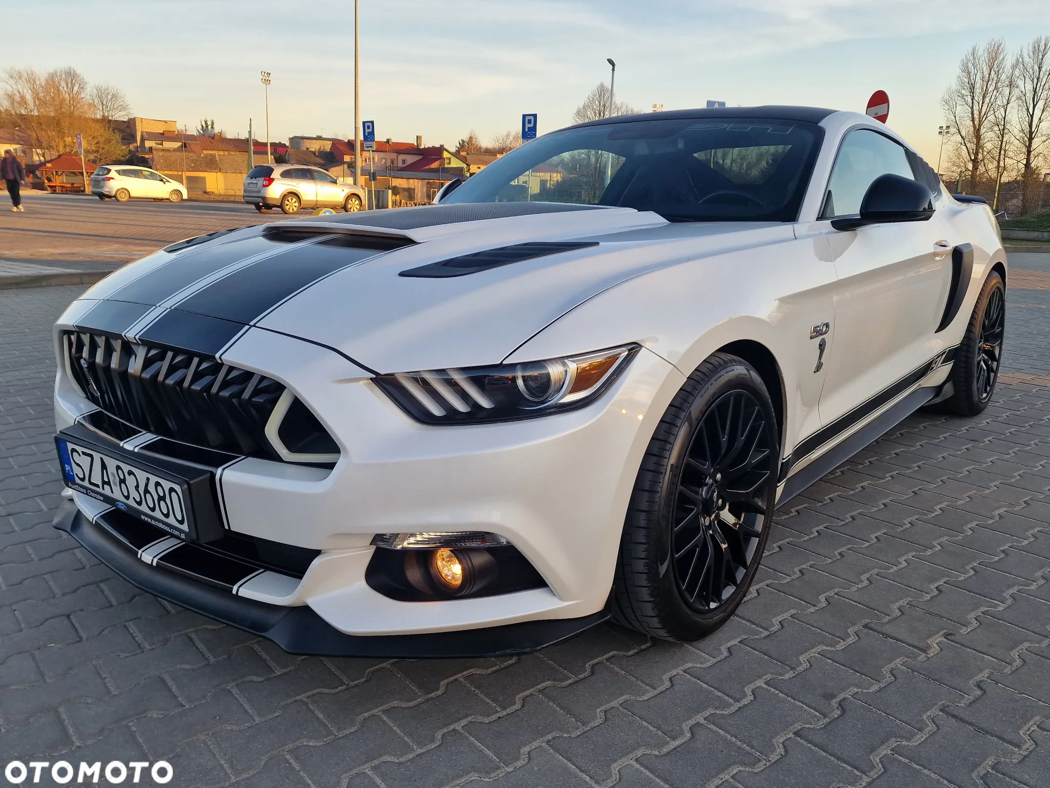 Ford Mustang 5.0 V8 GT - 3