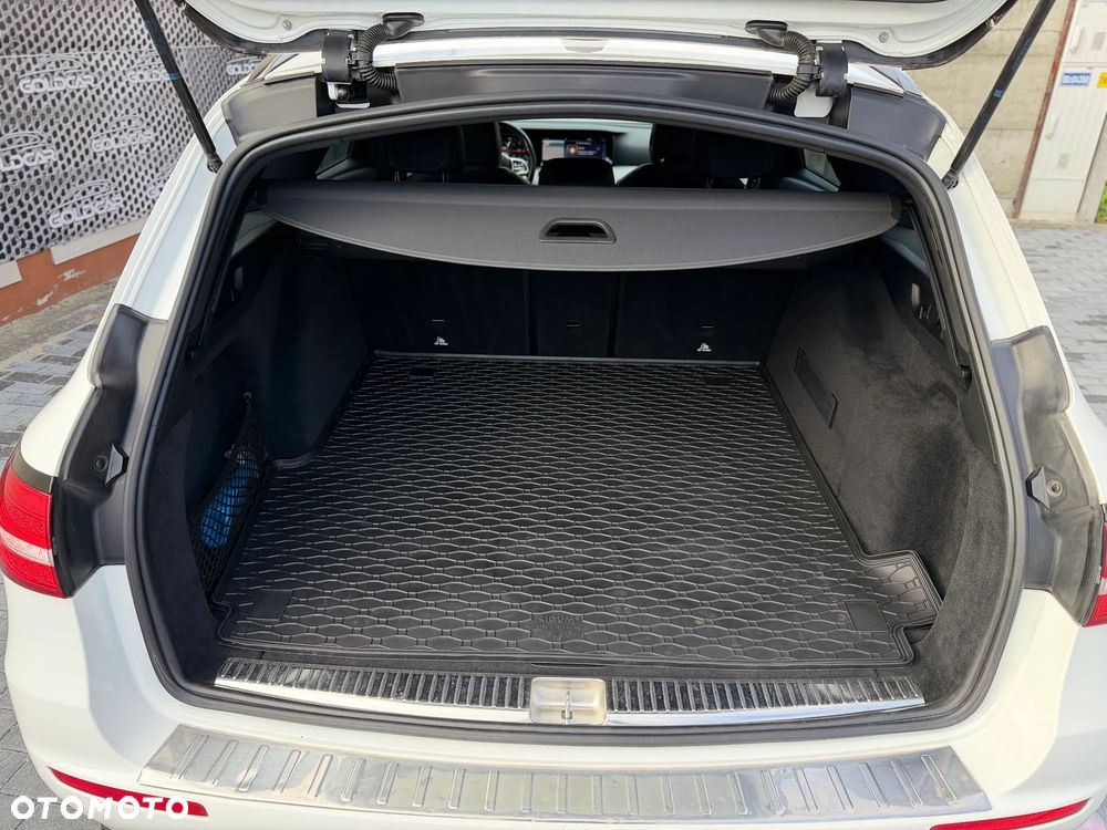 Mercedes-Benz Klasa E 200 d 9G-TRONIC - 24