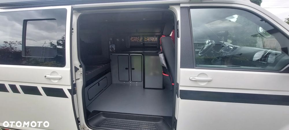 Volkswagen Transporter Caravelle Edition - 10