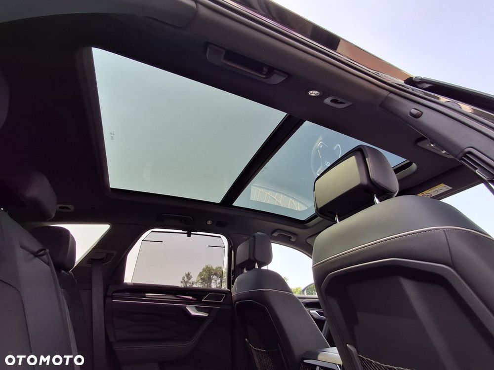 Volkswagen Touareg - 27