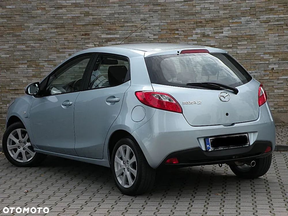 Mazda 2 1.3 Exclusive - 24