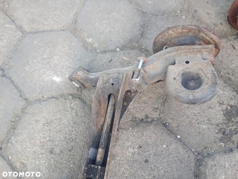 KIA VENGA belka zawieszenia tylna tył - 5
