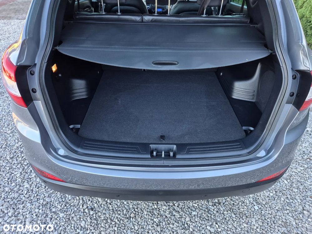 Hyundai ix35 1.6 2WD blue Comfort - 16