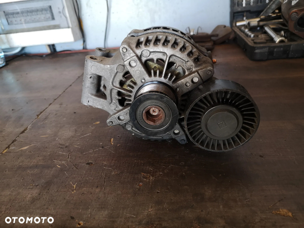 ALTERNATOR DENSO 7550468 2.0i N43 Bmw Seria E90 E91 E92 E93 E81 E82 E87 E88 BENZYNA