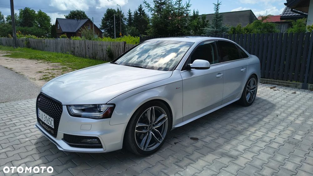 Audi A4 Limousine - 3