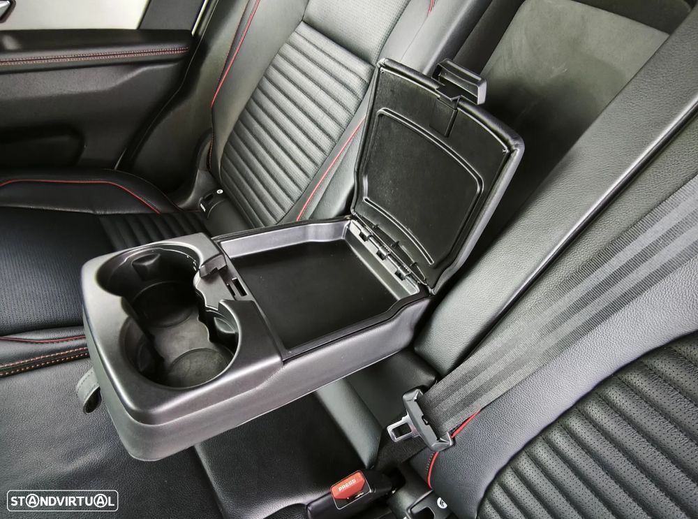 Land Rover Discovery Sport - 38