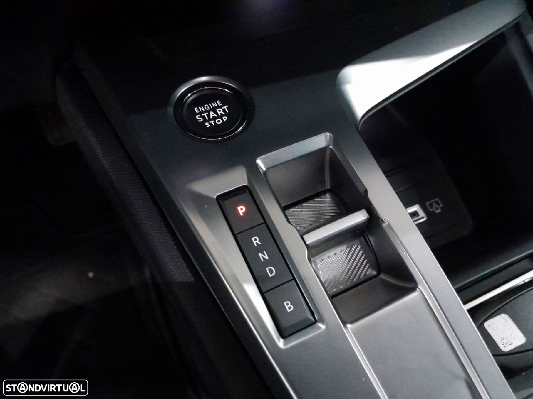 Peugeot 308 1.6 Hybrid Active Pack e-EAT8 - 19