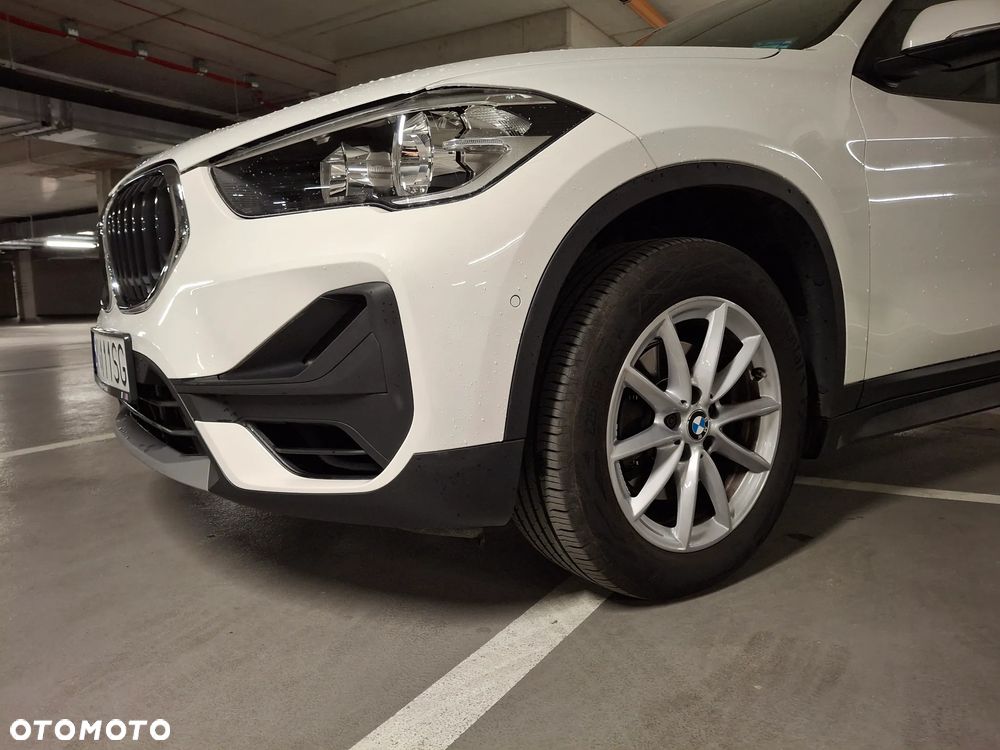 BMW X1 sDrive18i xLine - 4