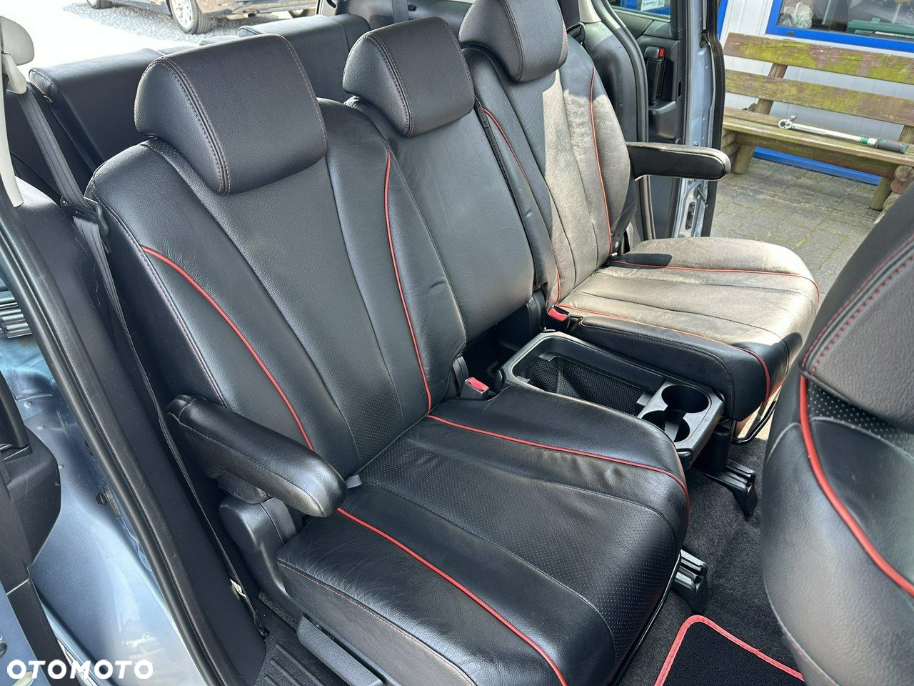 Mazda 5 - 8