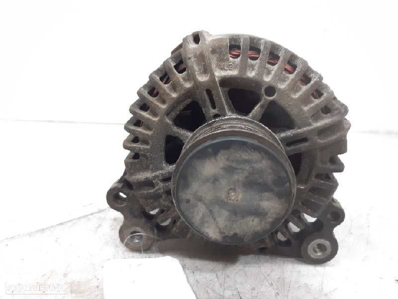 ALTERNADOR VOLKSWAGEN CADDY III BREAK FAMILIAR 2006 - 2