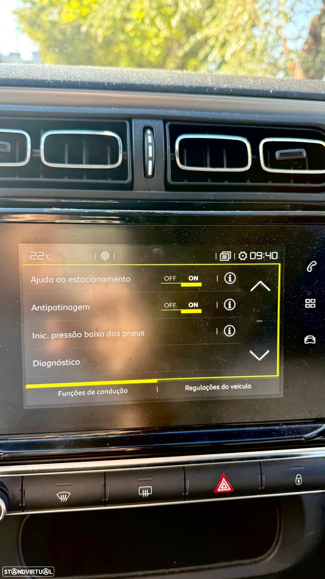 Citroën C3 1.2 PureTech Shine - 3