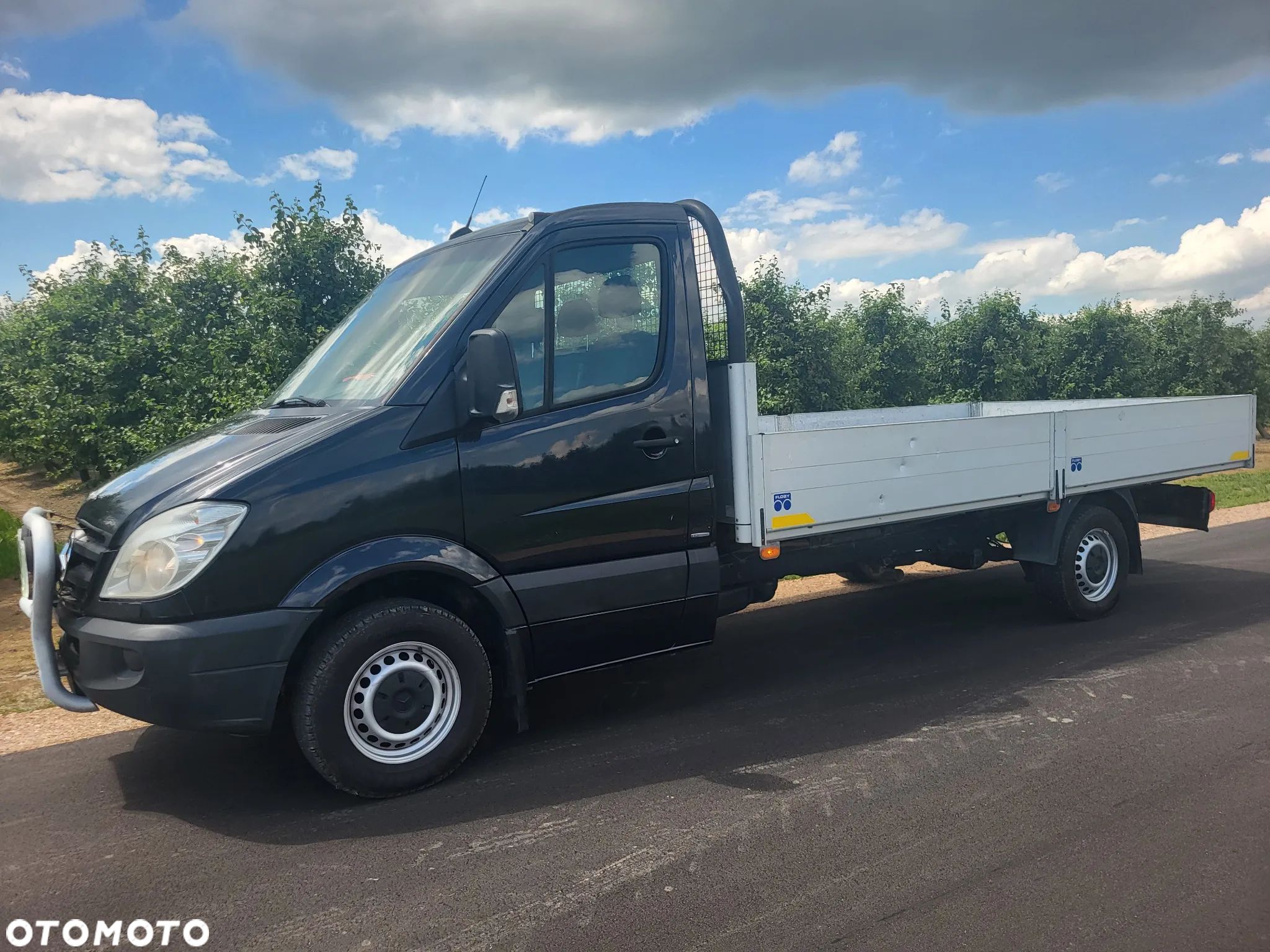Mercedes-Benz Sprinter - 1