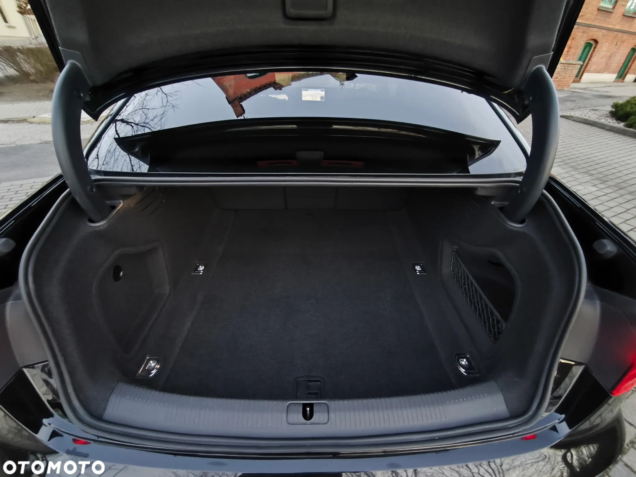 Audi A4 40 TFSI S tronic - 14
