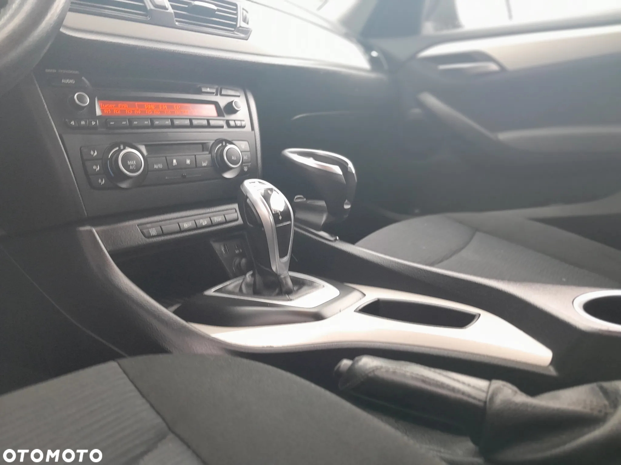 BMW X1 xDrive18d - 16