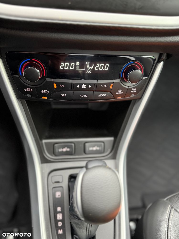 Suzuki SX4 1.6 Premium - 21