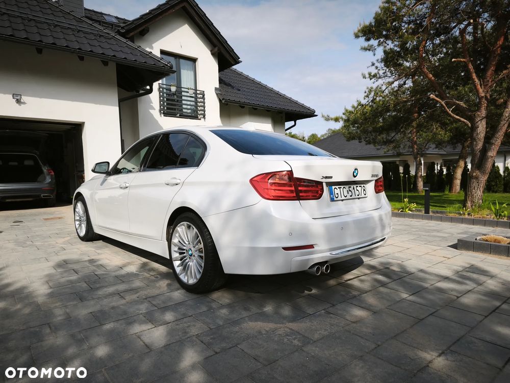 BMW Seria 3 328i Luxury Line - 6