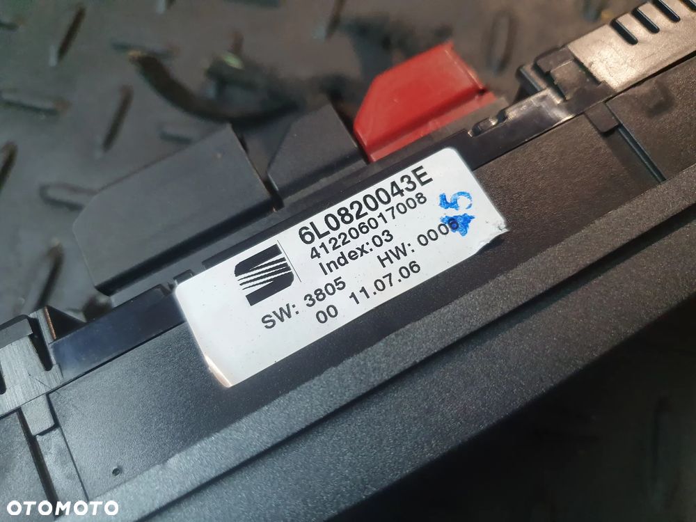 SEAT IBIZA III LIFT PANEL KLIMATYZACJI NAWIEWU 6L0820043E + RAMKA - 5