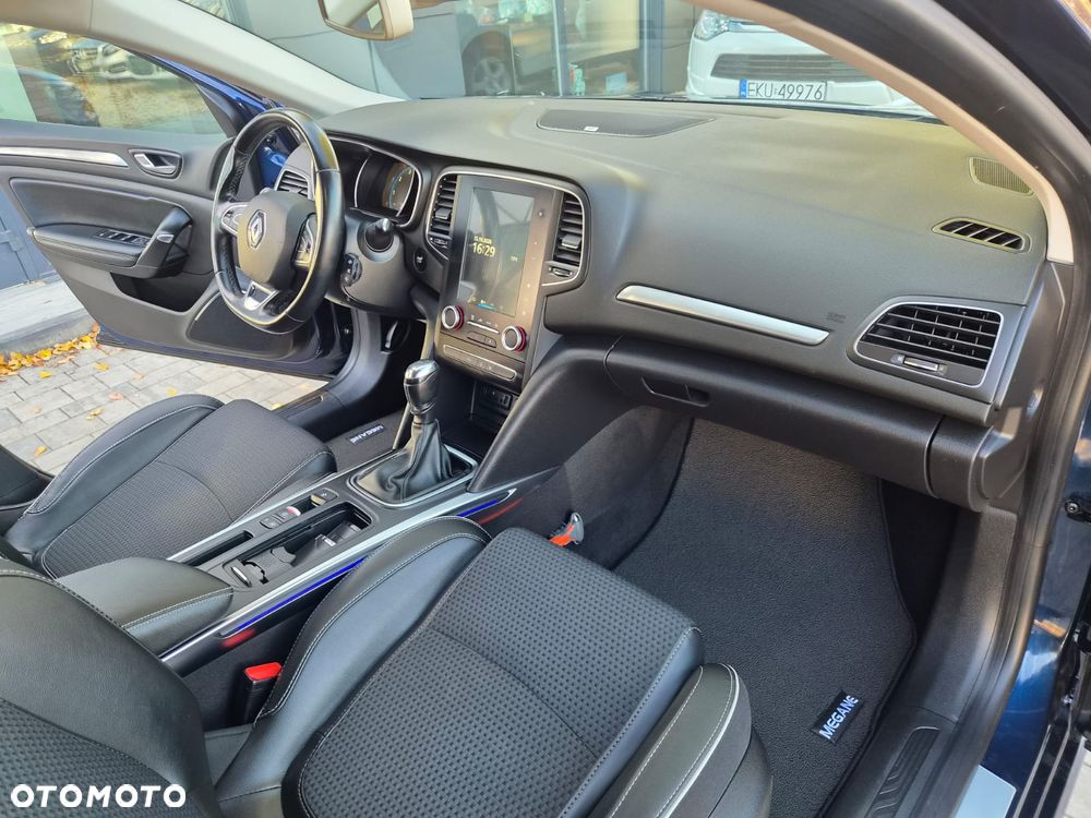 Renault Megane ENERGY TCe 115 Start & Stopp Paris Business - 21