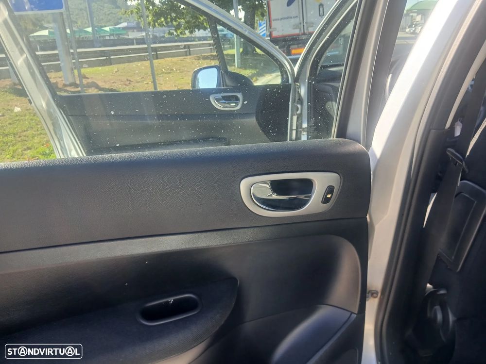 Peugeot 307 Break 1.4 HDi XT Premium - 7