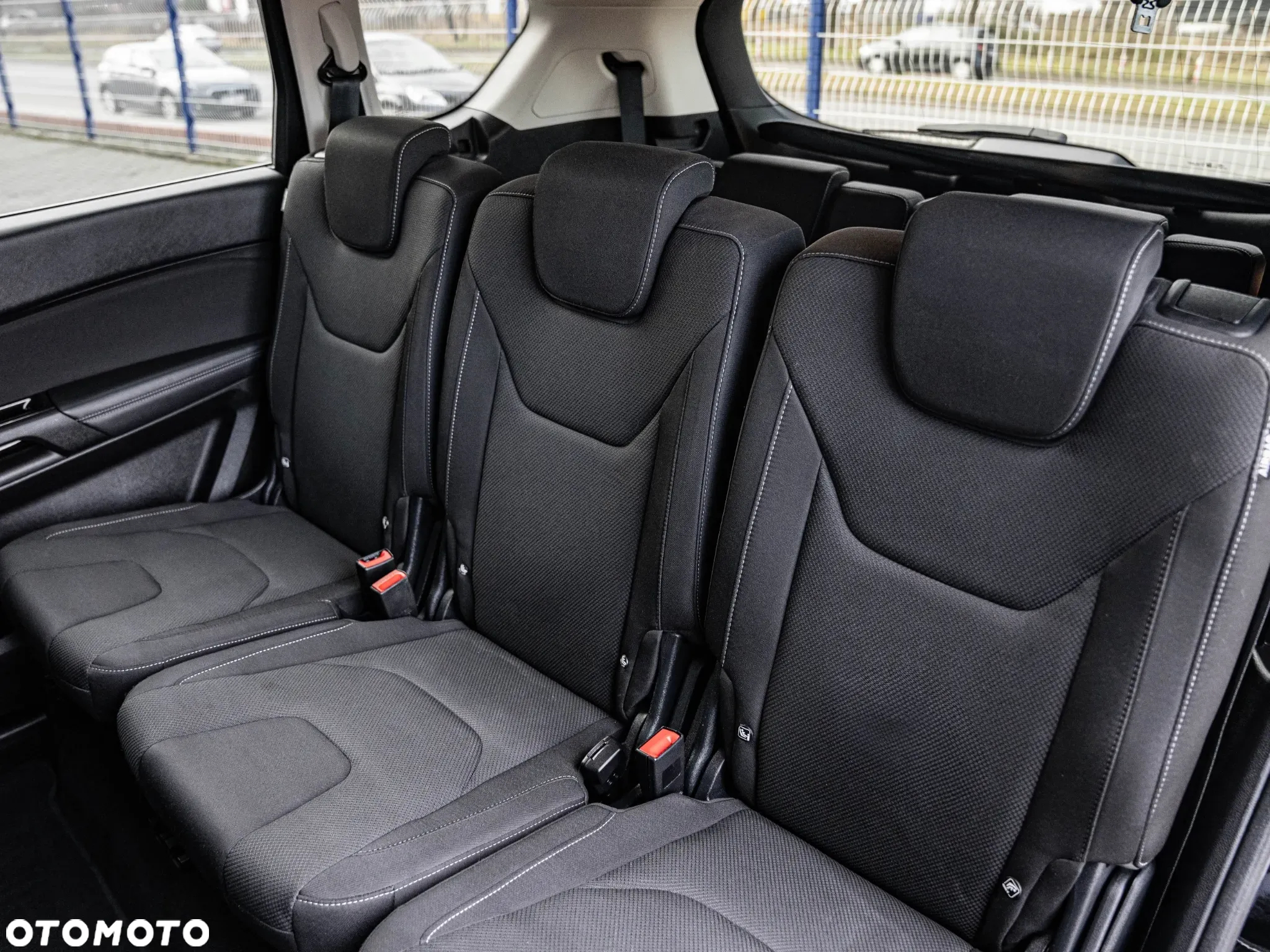 Ford S-Max 2.0 EcoBlue Titanium - 16