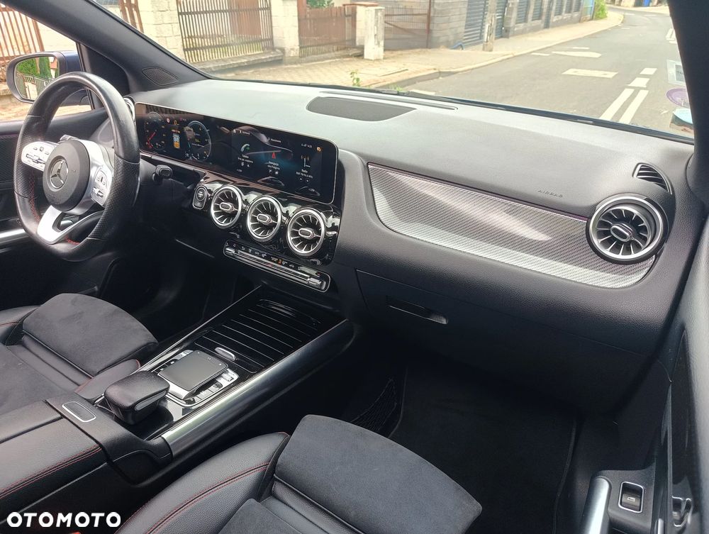 Mercedes-Benz Klasa B 180 7G-DCT Edition 2021 - 17