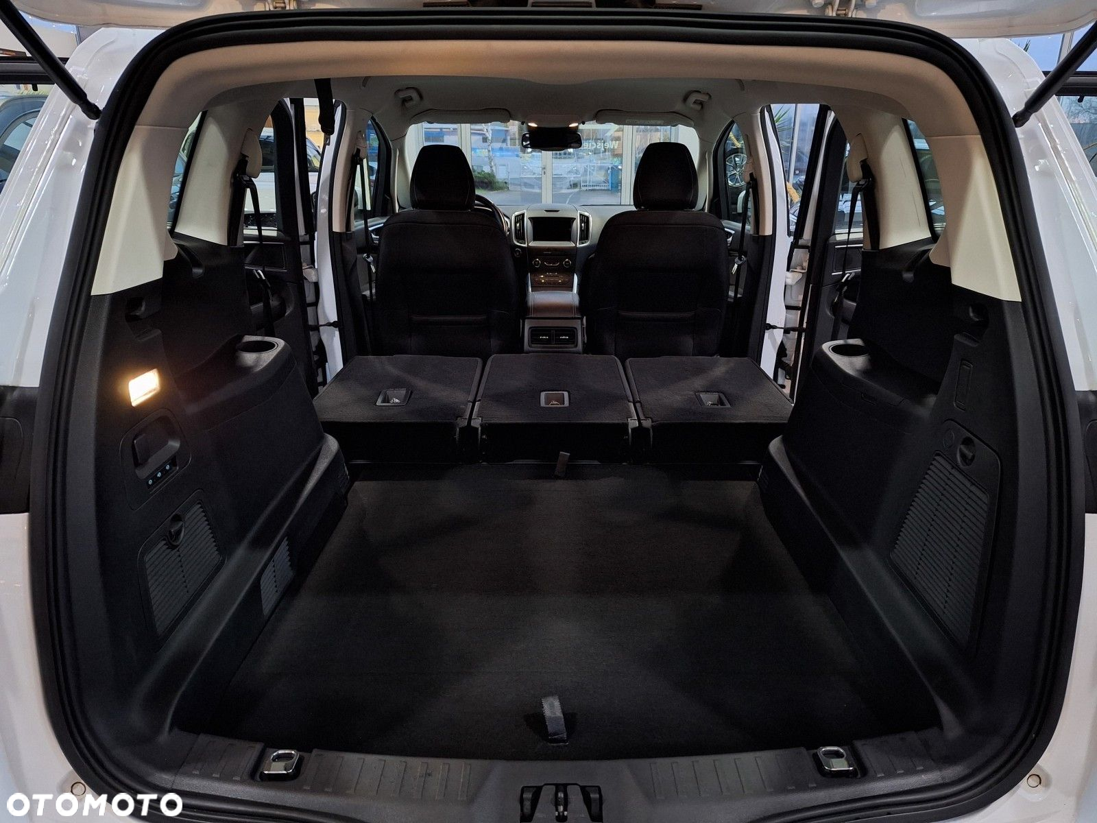 Ford S-Max 2.0 EcoBlue Titanium - 18