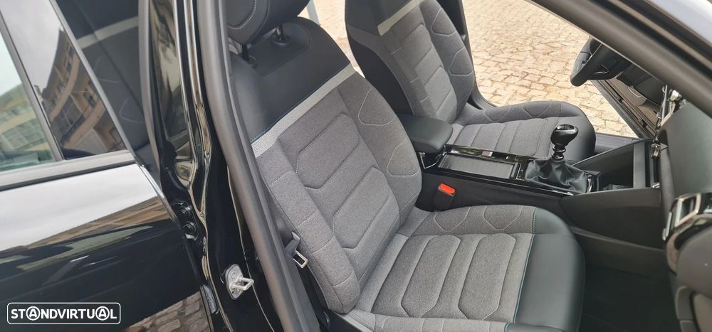 Citroën C4 1.2 PureTech Plus - 21