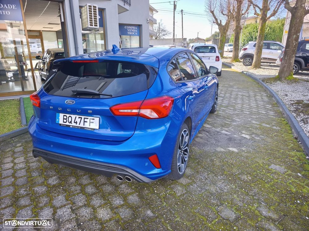 Ford Focus 1.0 EcoBoost S&S ST-LINE DESIGN - 7