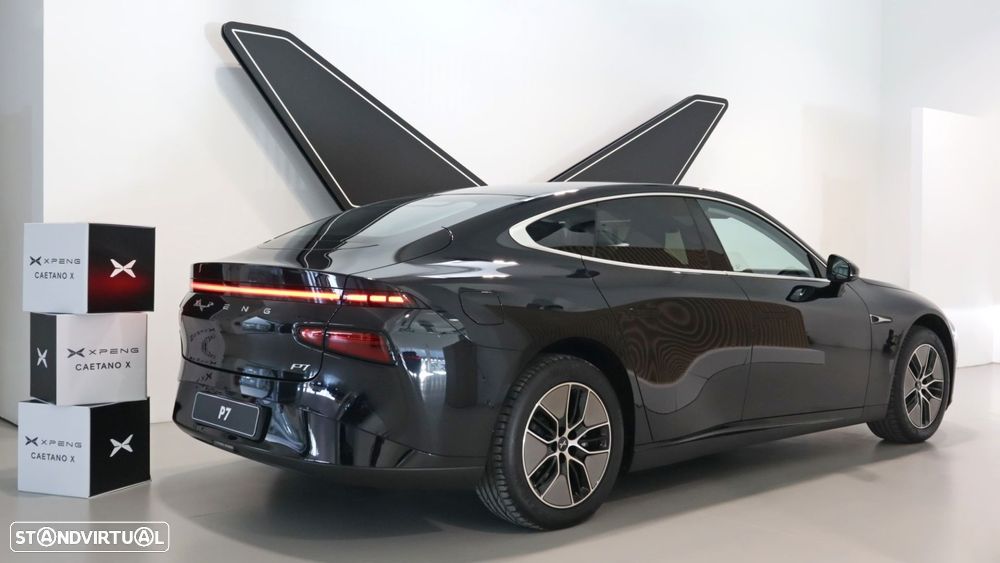 Xpeng P7i 86.2 kWh Long Range - 3