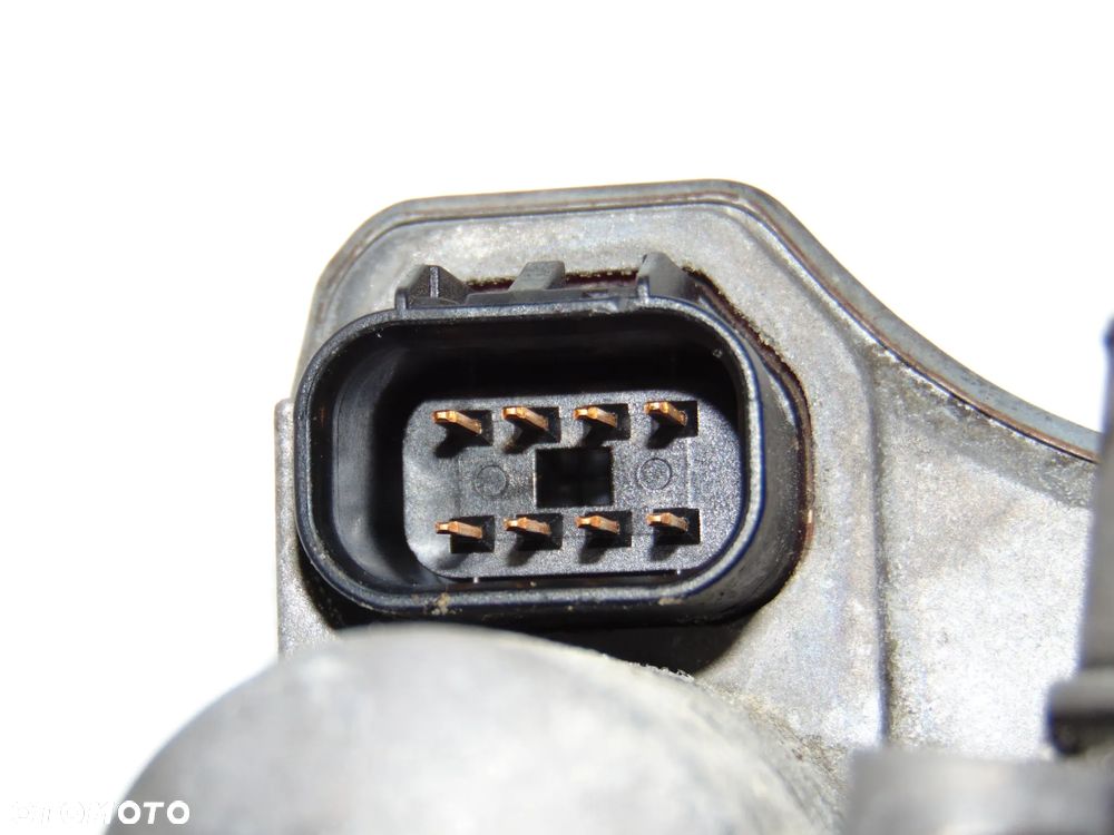 ORYGINAŁ przepustnica 25177983 Opel Vectra B C Zafira A Astra 2 II G Meriva A benzyna 1.6 - 10