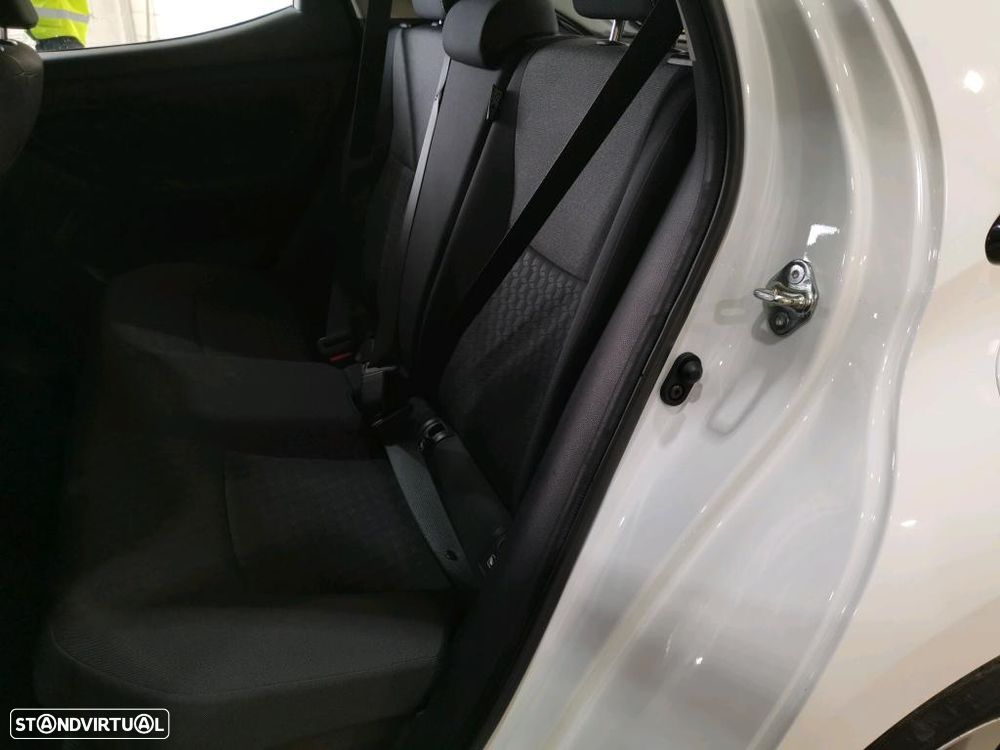 Toyota Yaris 1.5 HDF Comfort - 8