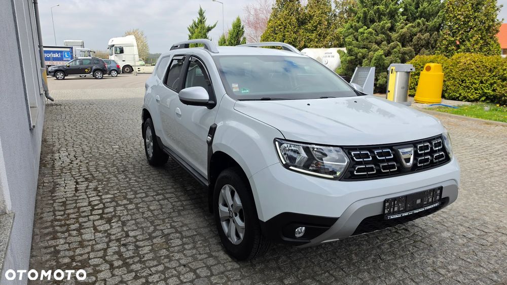 Dacia Duster 1.6 SCe Prestige - 3