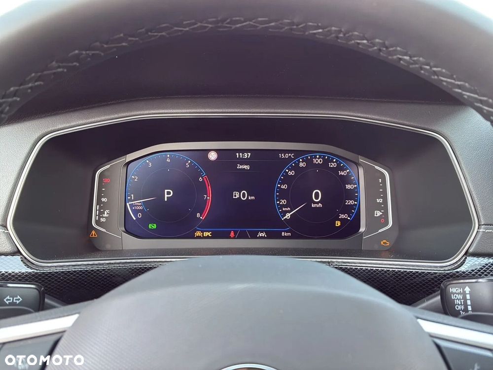 Volkswagen T-Cross - 16