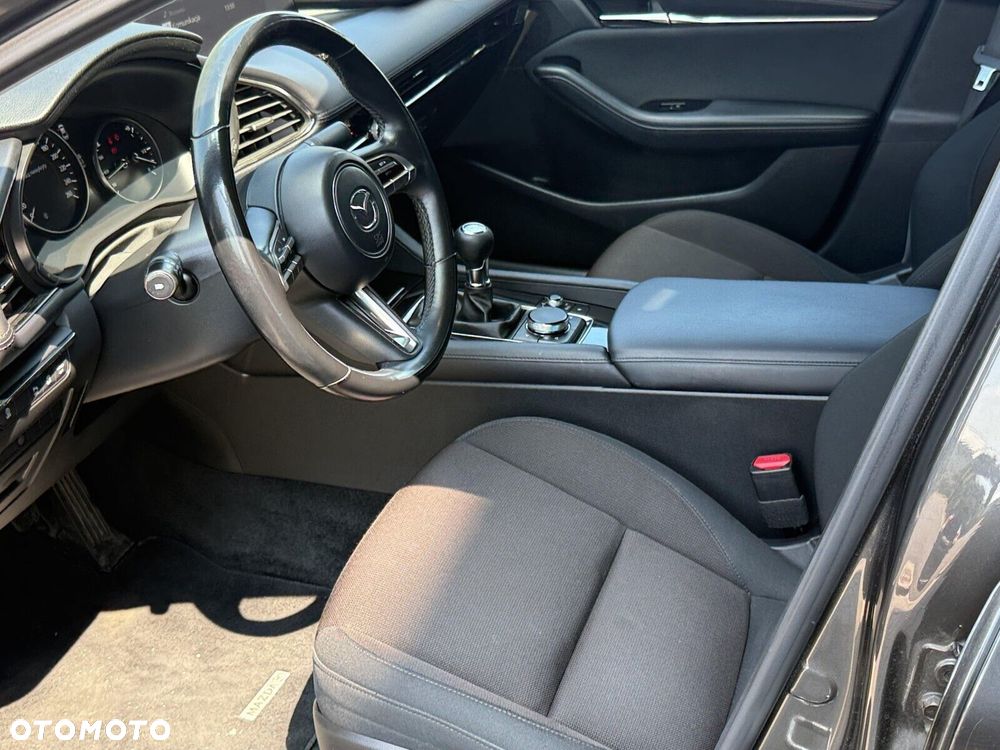 Mazda 3 - 11