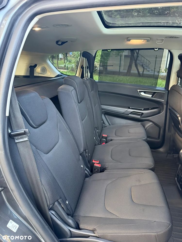 Ford S-Max - 16