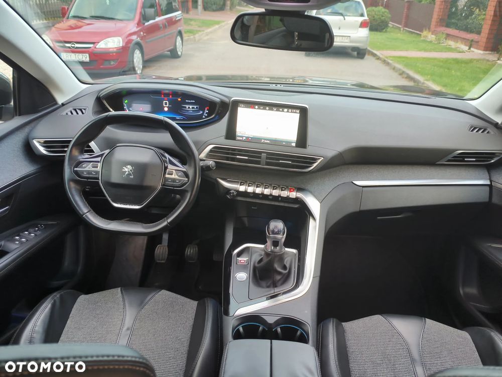 Peugeot 3008 2017 photo 5